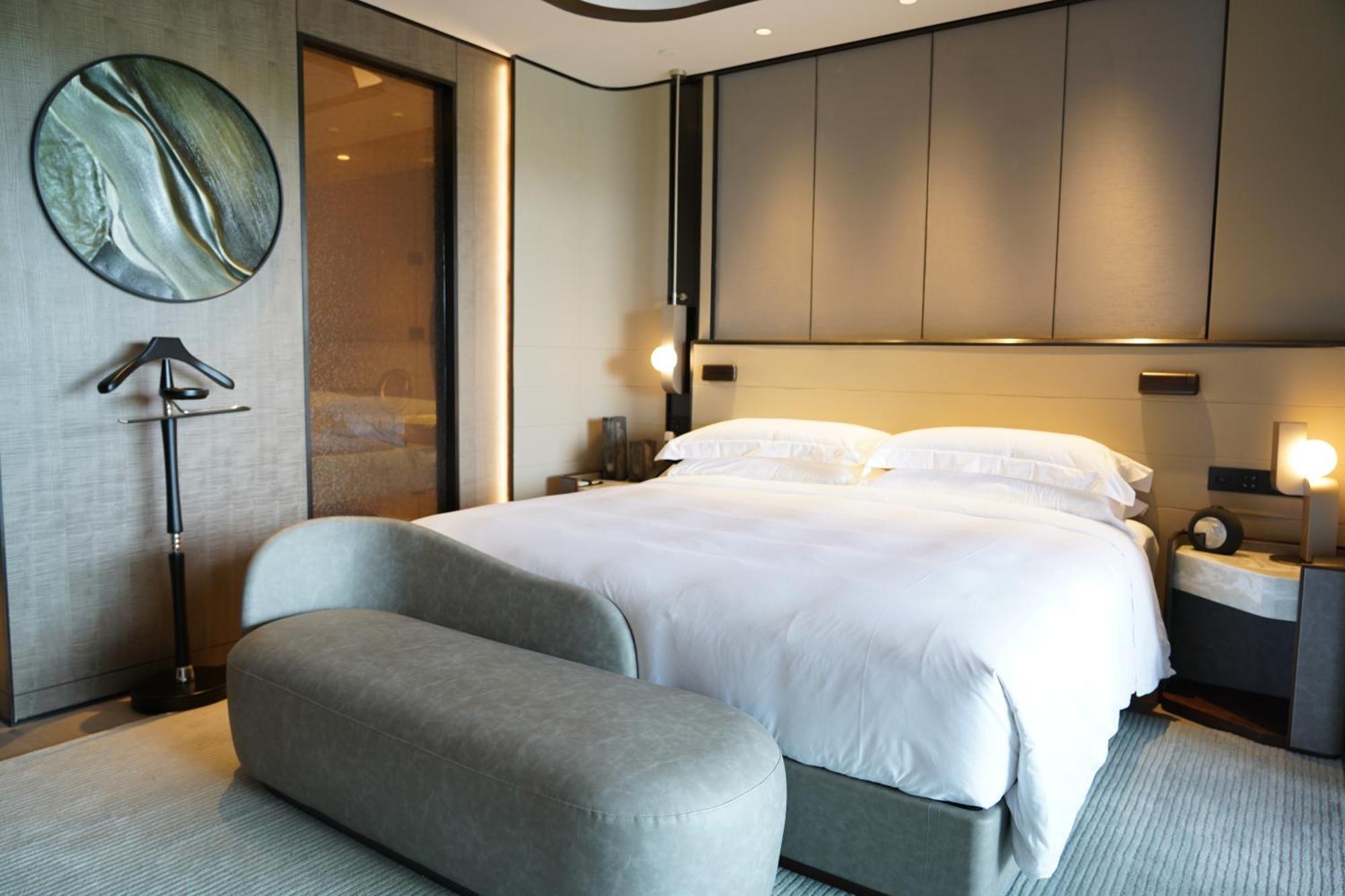 Intercontinental Shanghai Harbour City By Ihg Nanhui Exterior photo