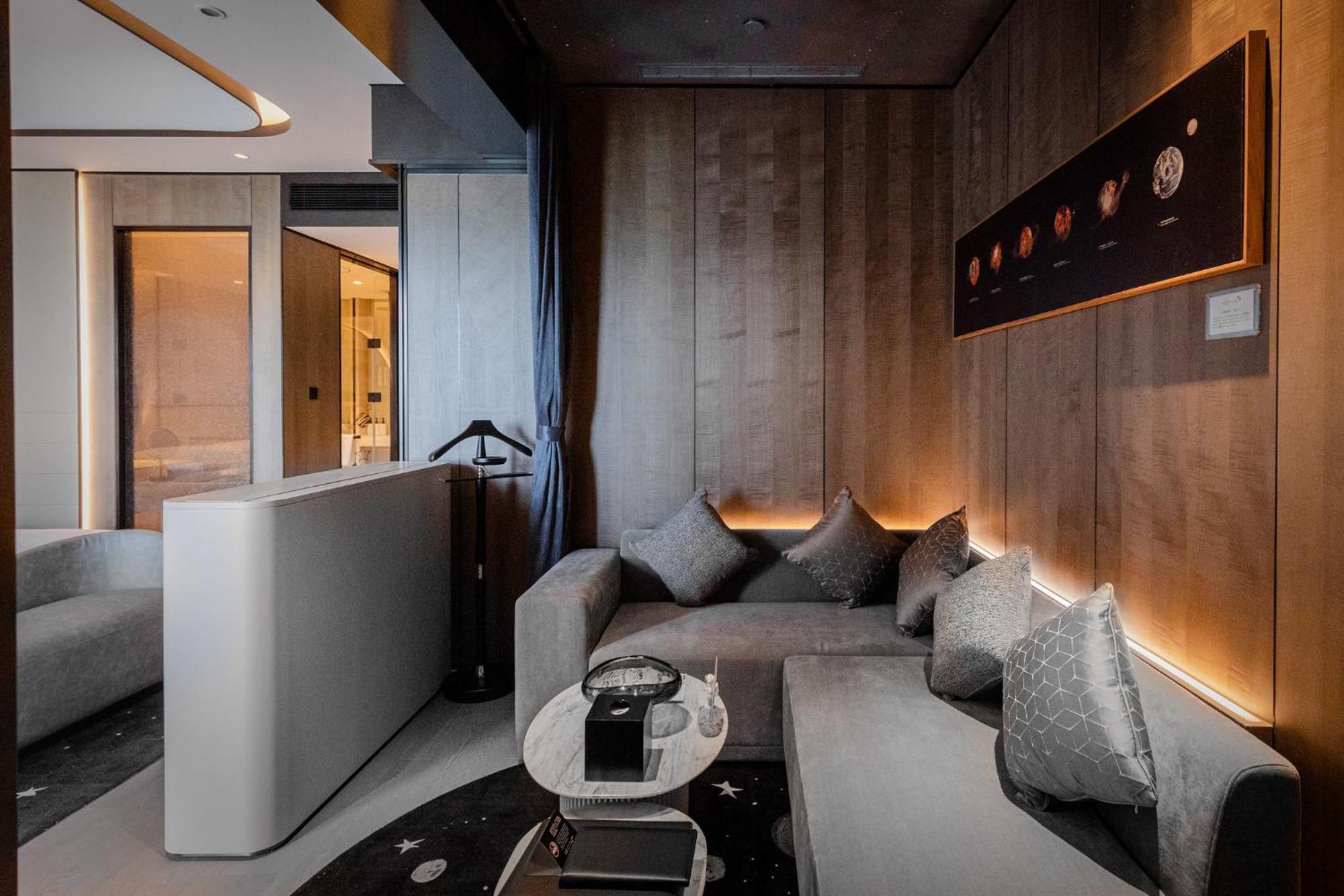 Intercontinental Shanghai Harbour City By Ihg Nanhui Exterior photo