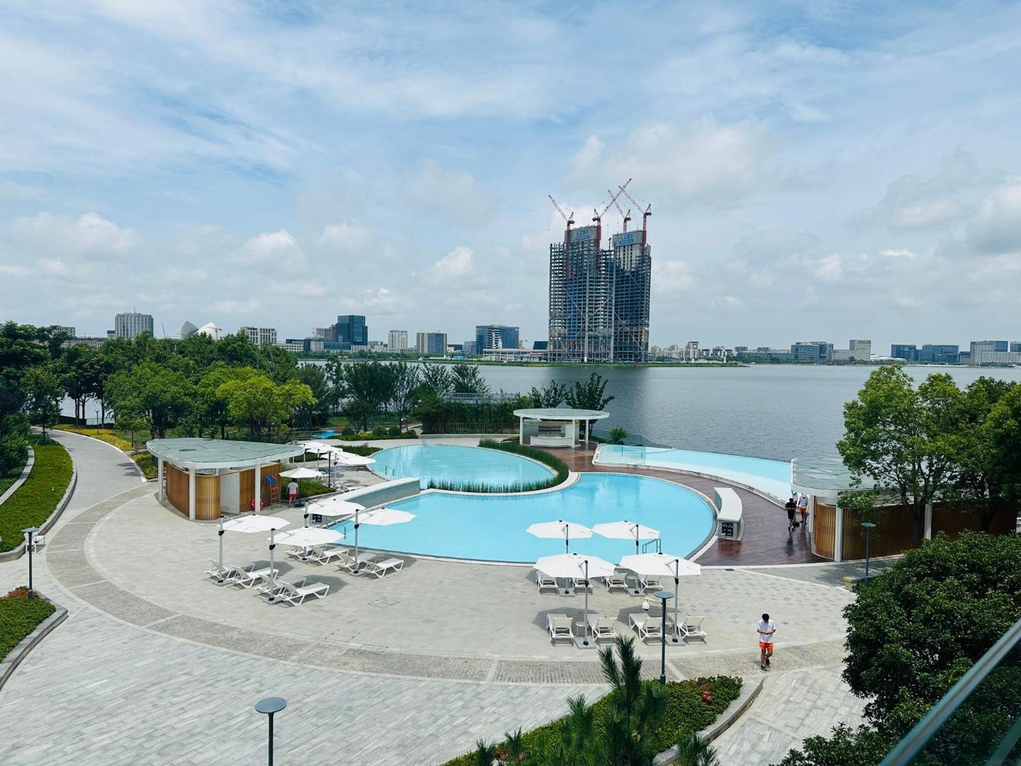 Intercontinental Shanghai Harbour City By Ihg Nanhui Exterior photo