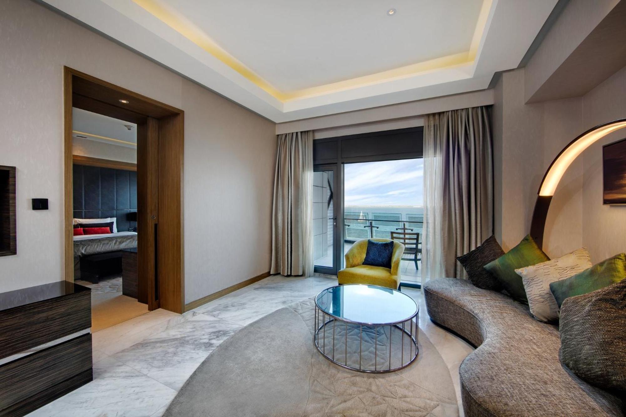 Intercontinental Shanghai Harbour City By Ihg Nanhui Exterior photo