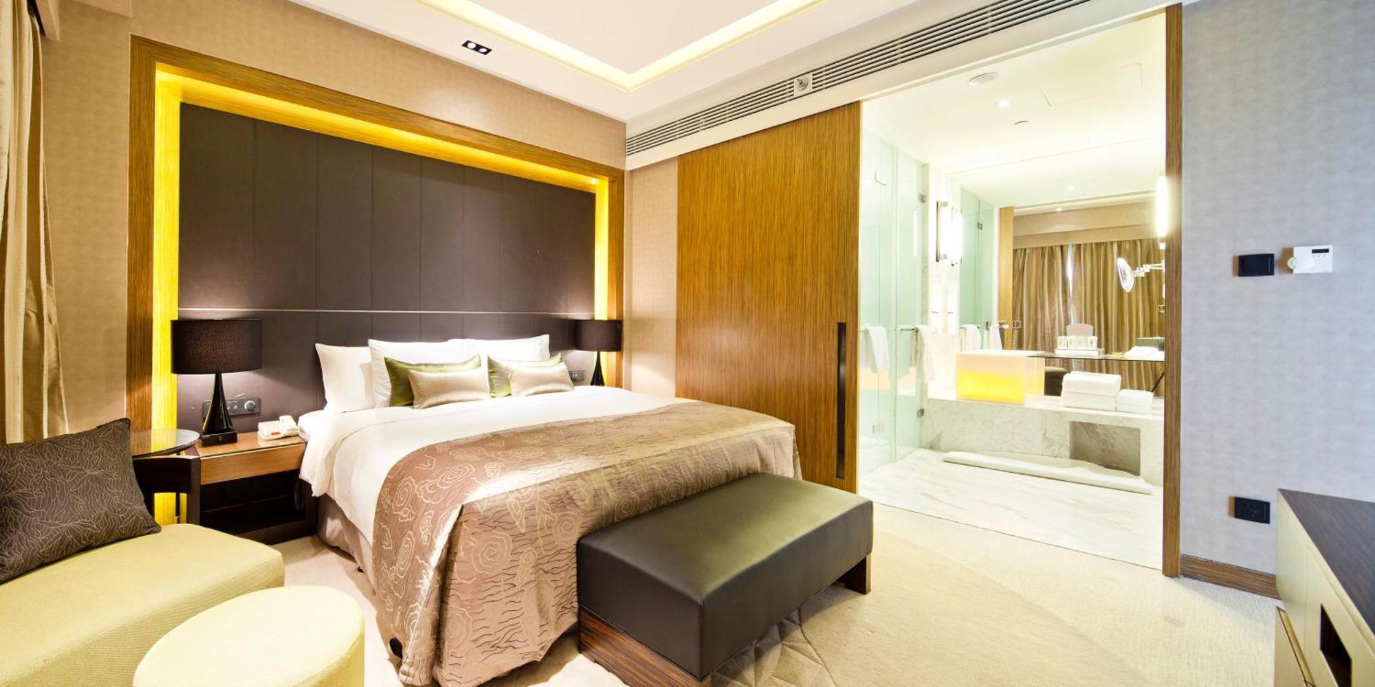 Intercontinental Shanghai Harbour City By Ihg Nanhui Exterior photo