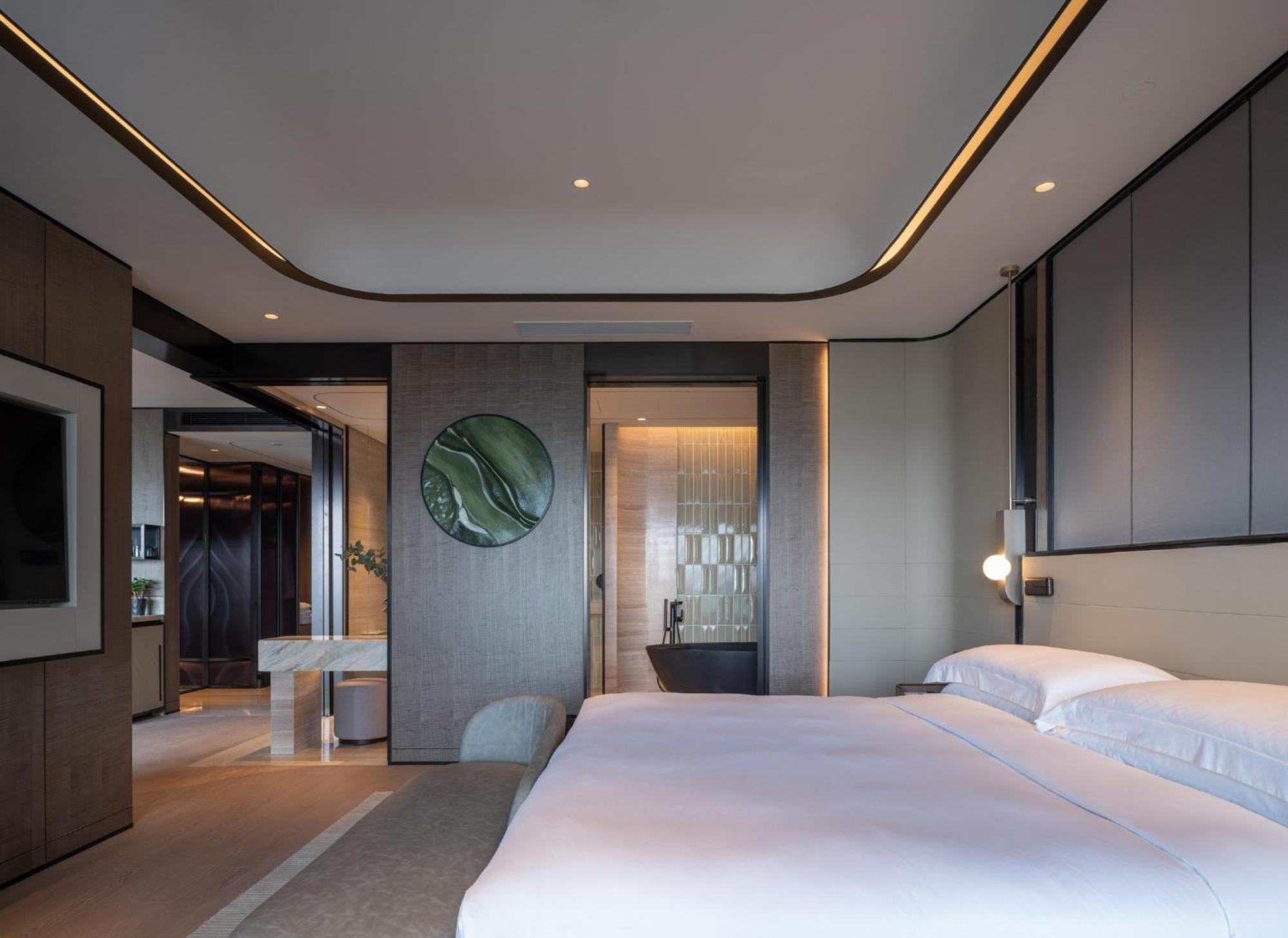 Intercontinental Shanghai Harbour City By Ihg Nanhui Exterior photo