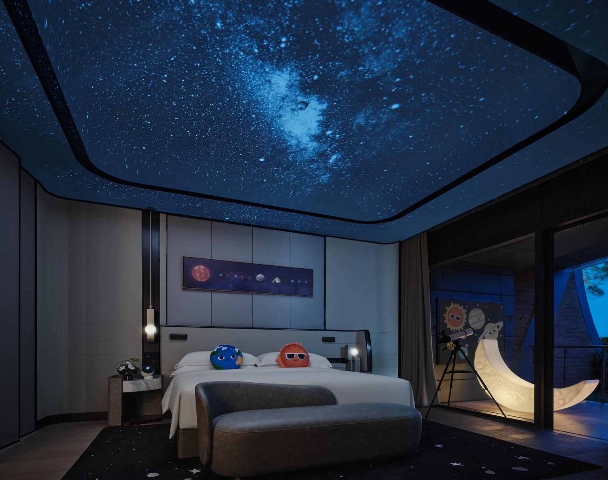 Intercontinental Shanghai Harbour City By Ihg Nanhui Exterior photo