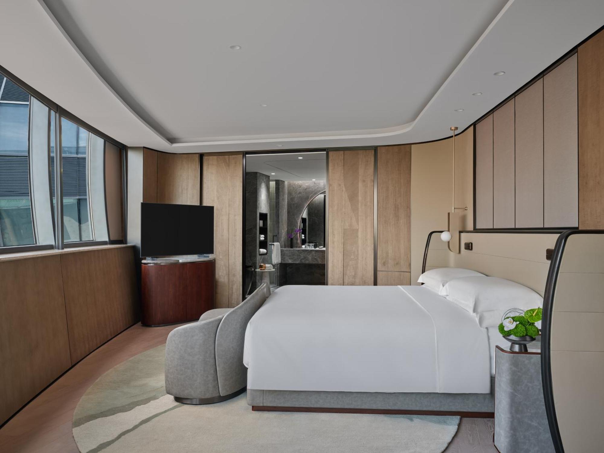 Intercontinental Shanghai Harbour City By Ihg Nanhui Exterior photo
